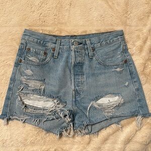 🤍 LEVI’S Jean shorts 🤍